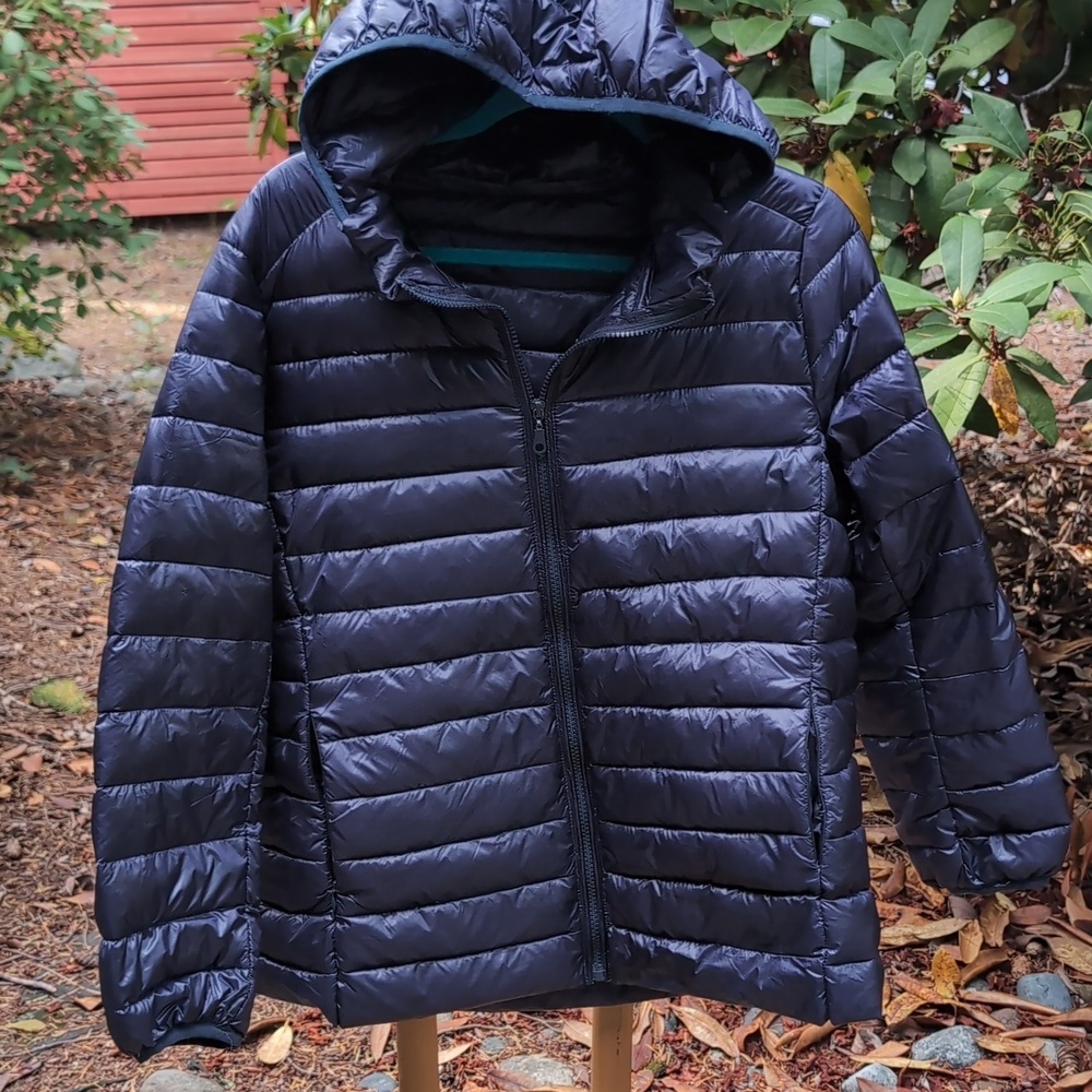 Navy Hooded Puffer Jacket W/ Hood